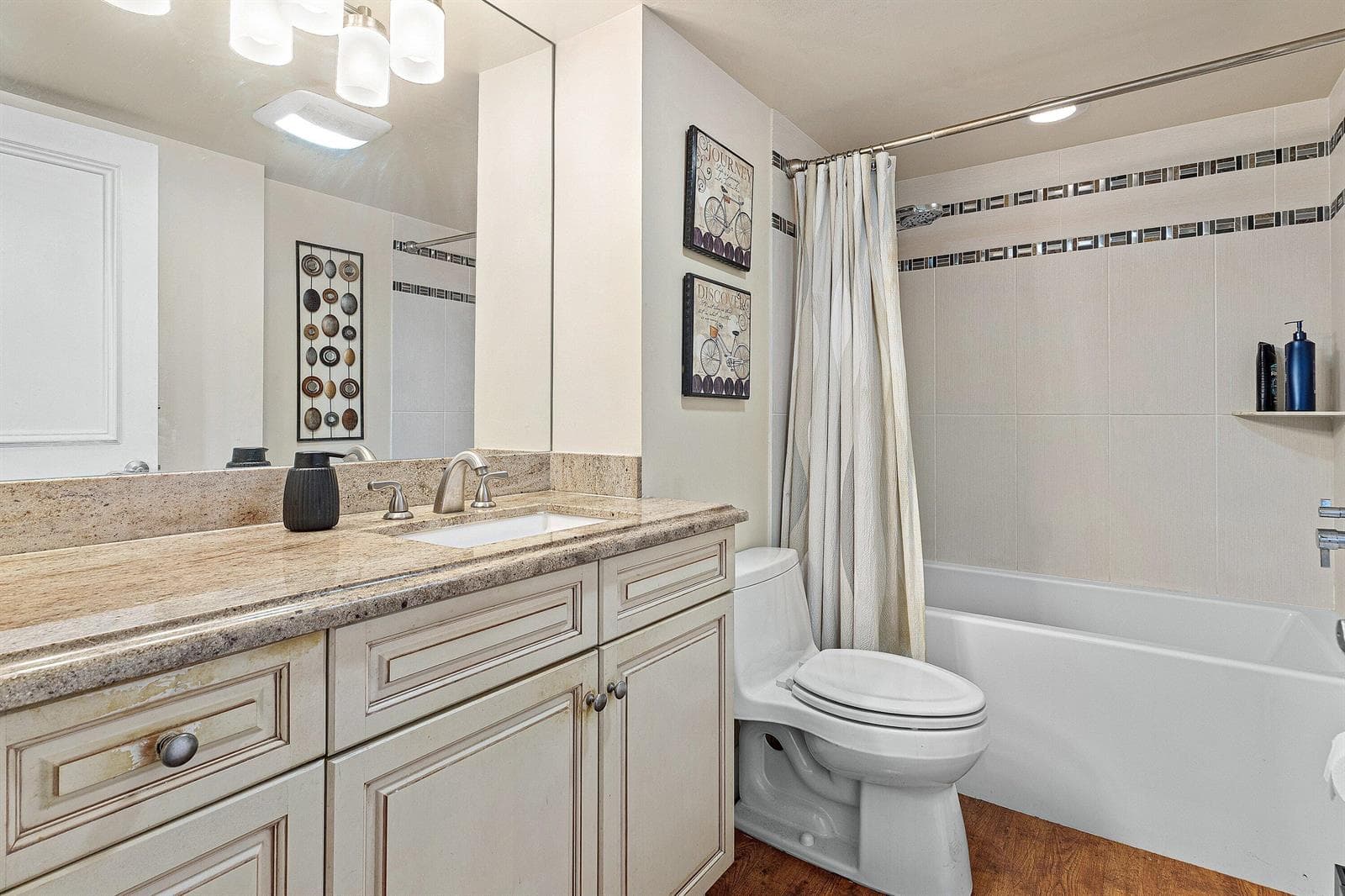 17 ROYAL PALM Way 6060 photo 18