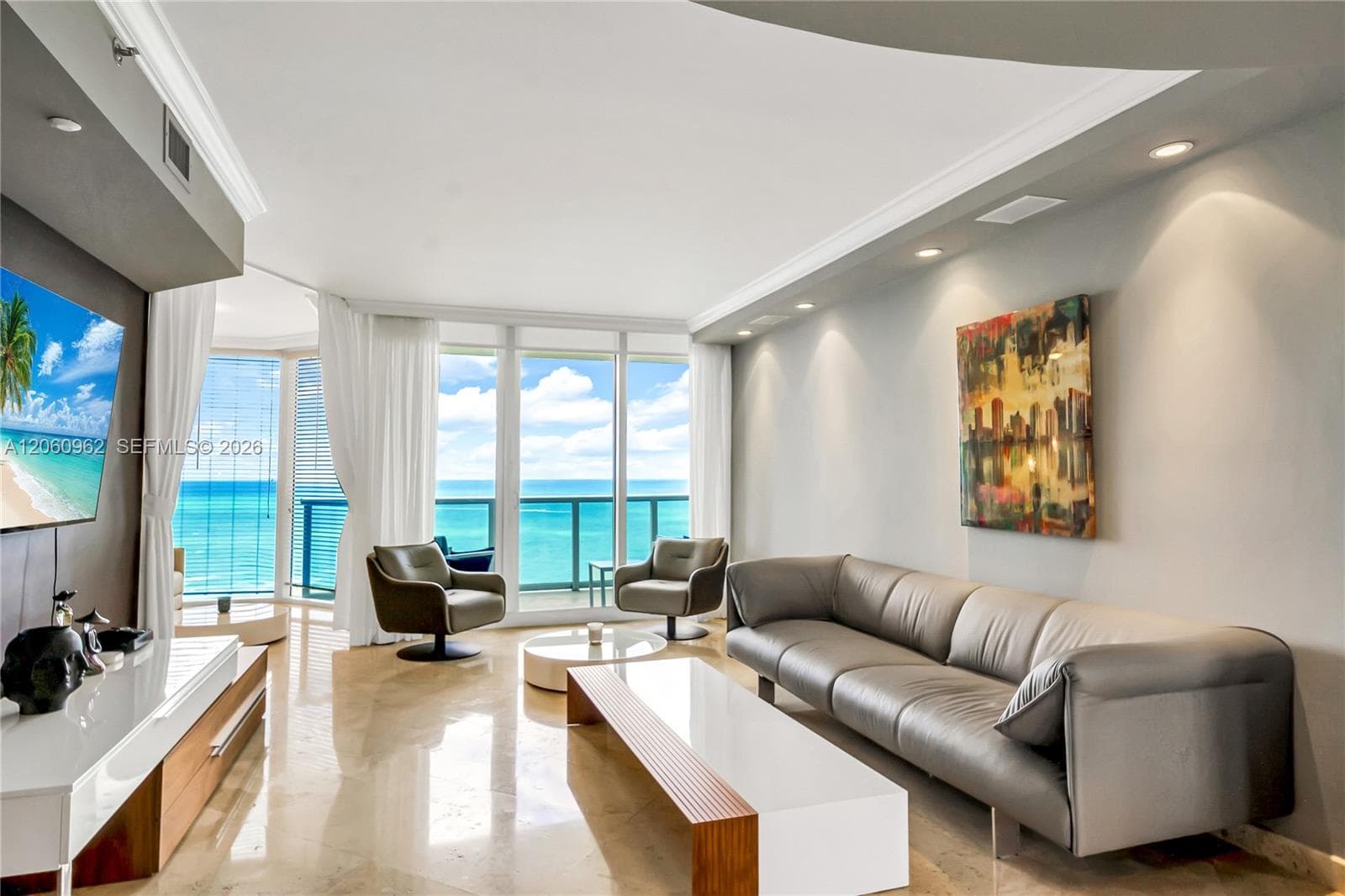 19333 Collins Ave 1903 photo 1