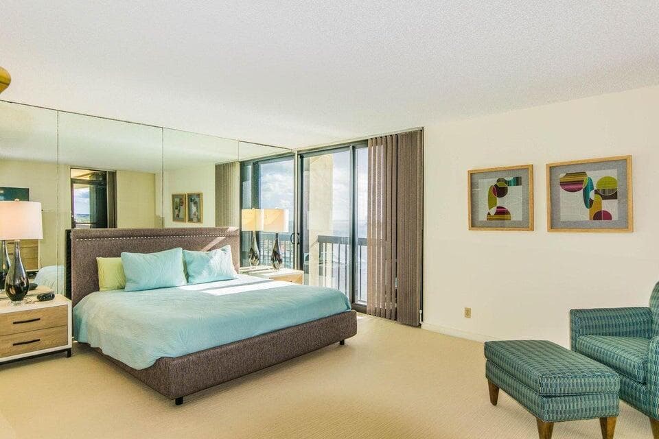 115 Lakeshore Drive 1548 photo 10