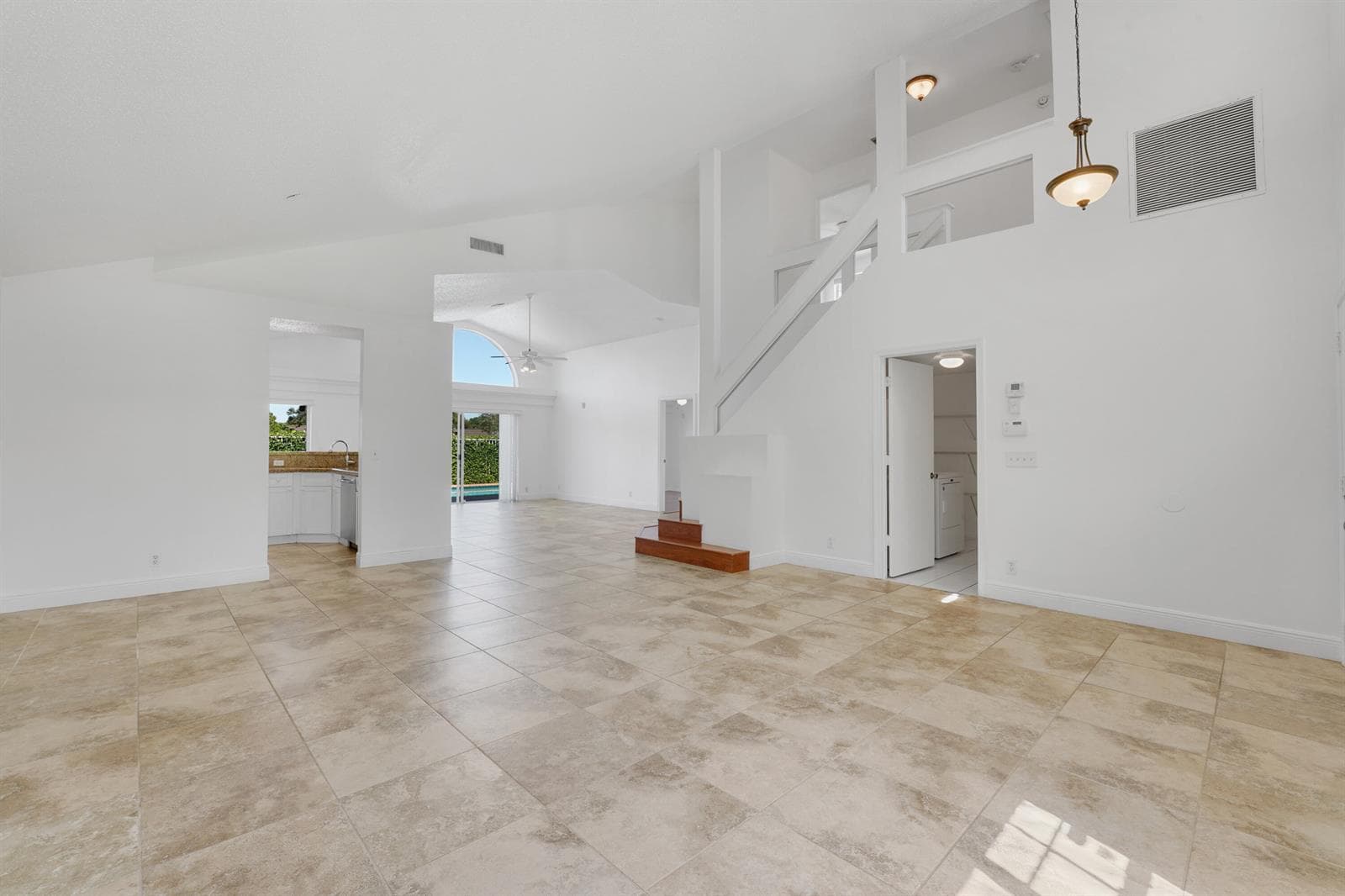 4355 LEICESTER Court photo 6