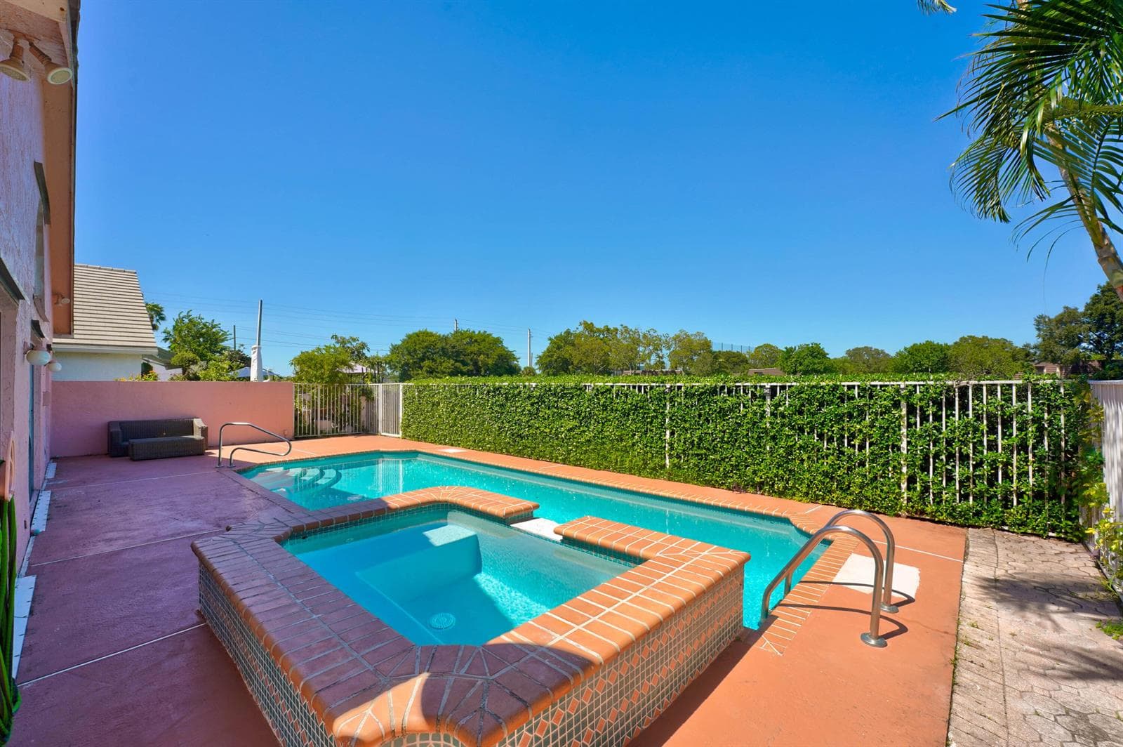 4355 LEICESTER Court photo 15