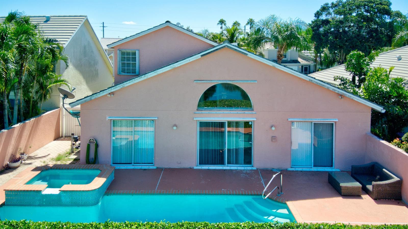 4355 LEICESTER Court photo 14