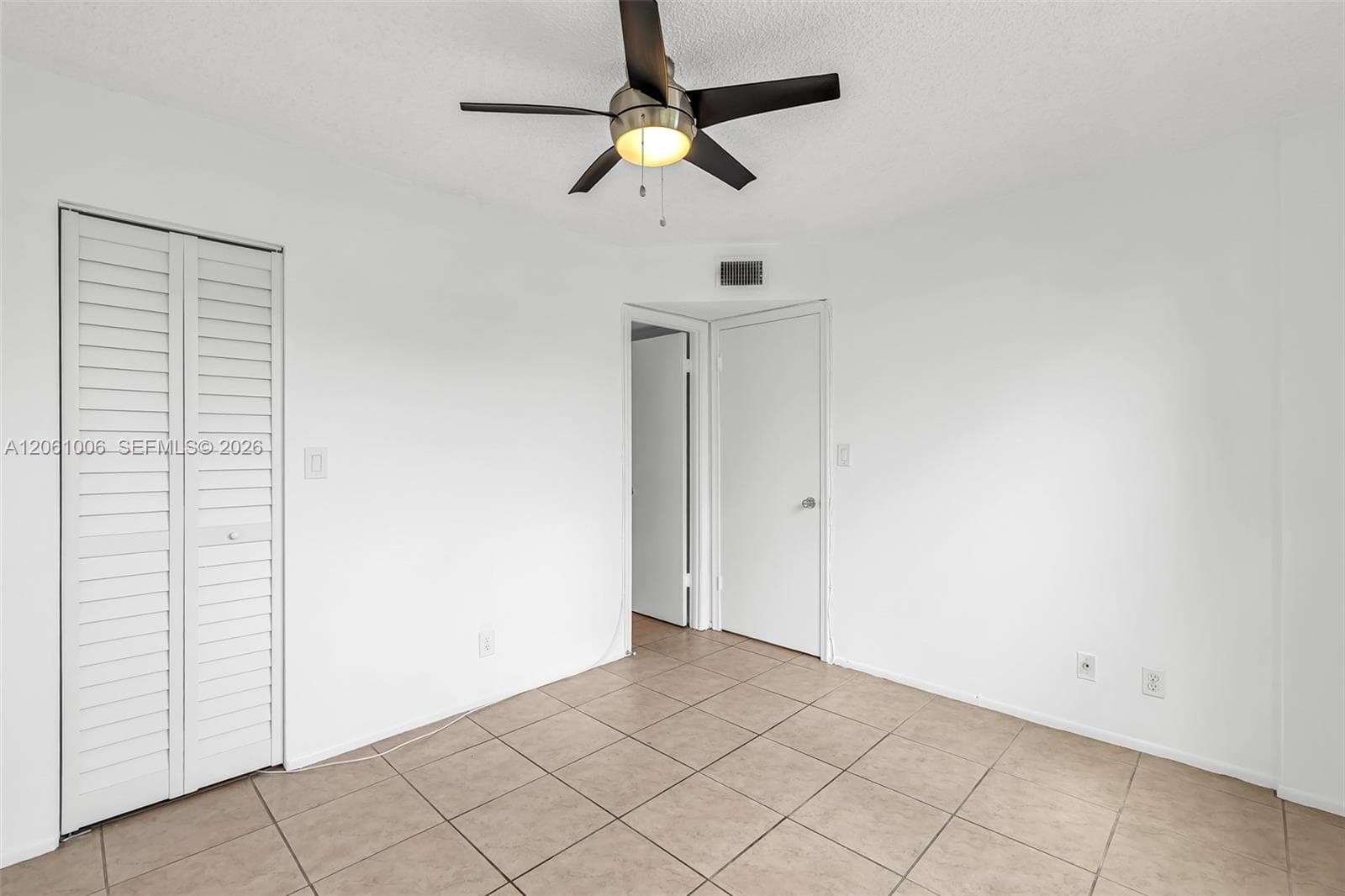 112 Royal Park Dr 3A photo 14
