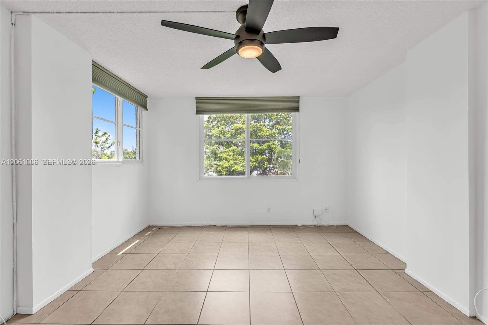 112 Royal Park Dr 3A photo 18