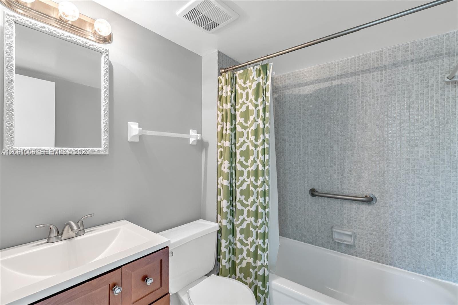 112 Royal Park Dr 3A photo 15