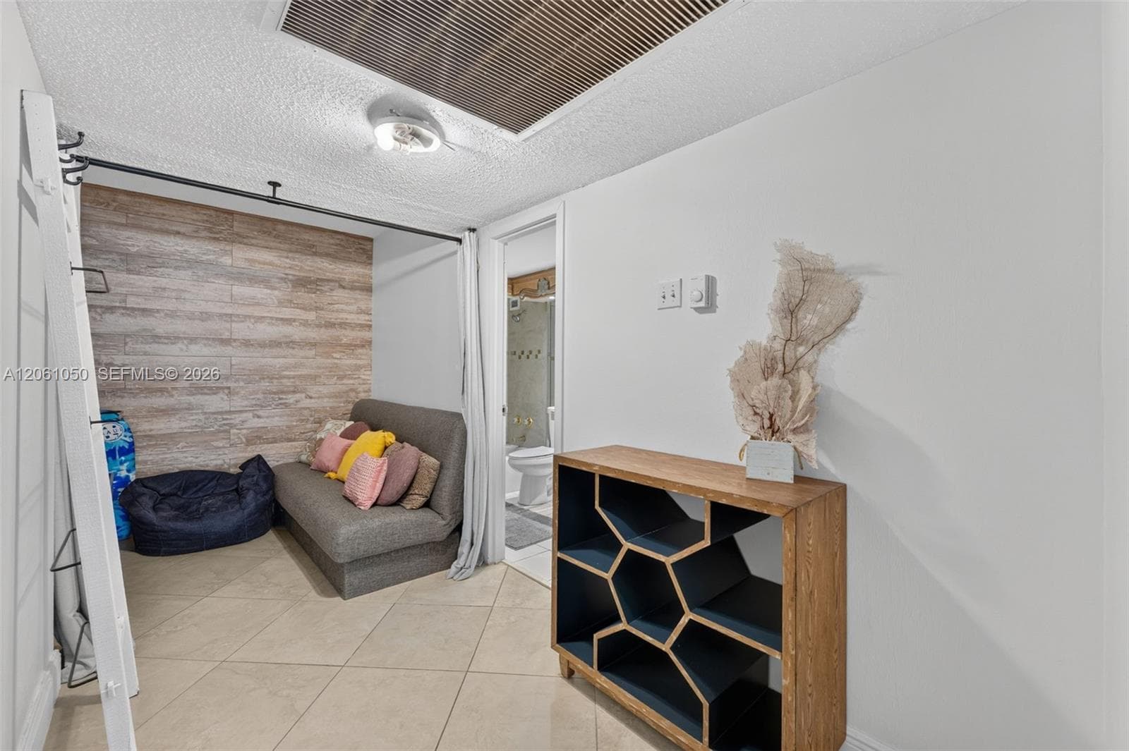 2030 S Ocean Dr 723 photo 8