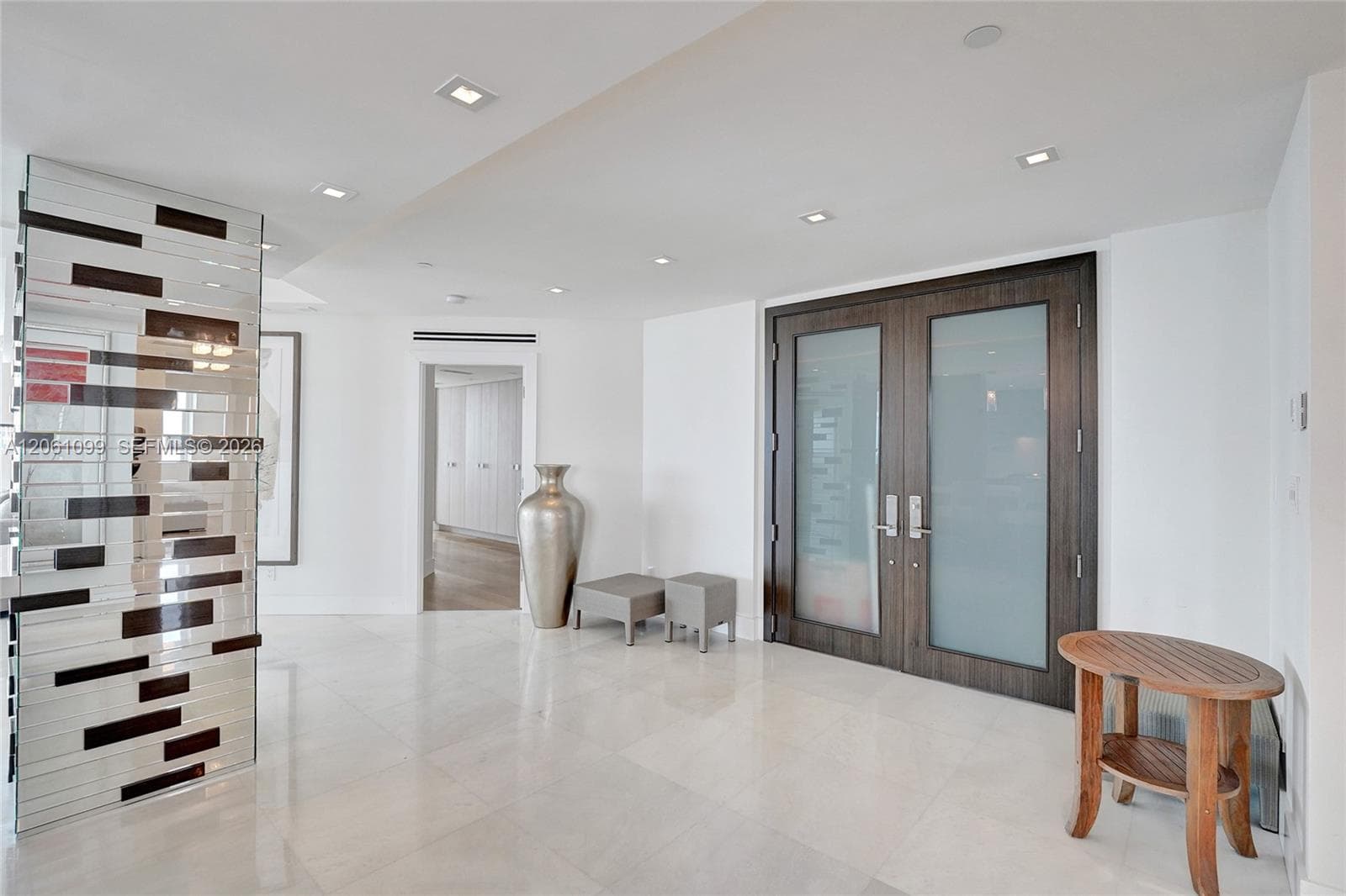 17875 Collins Ave 3201 photo 4