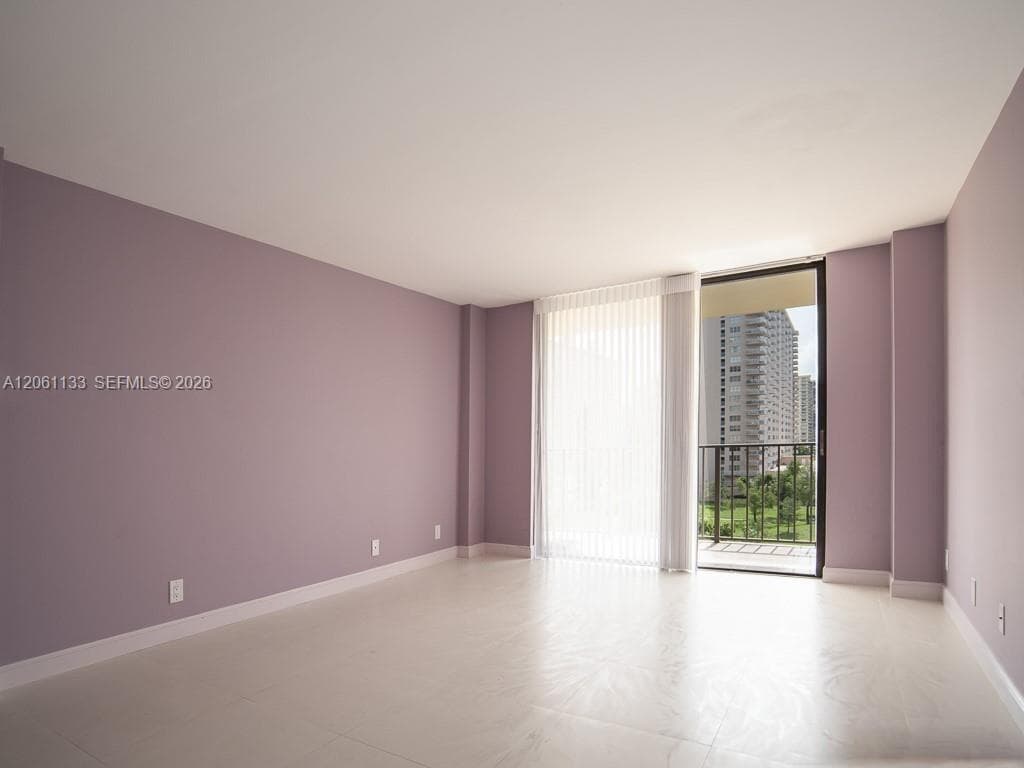 290 174th St 617 photo 12