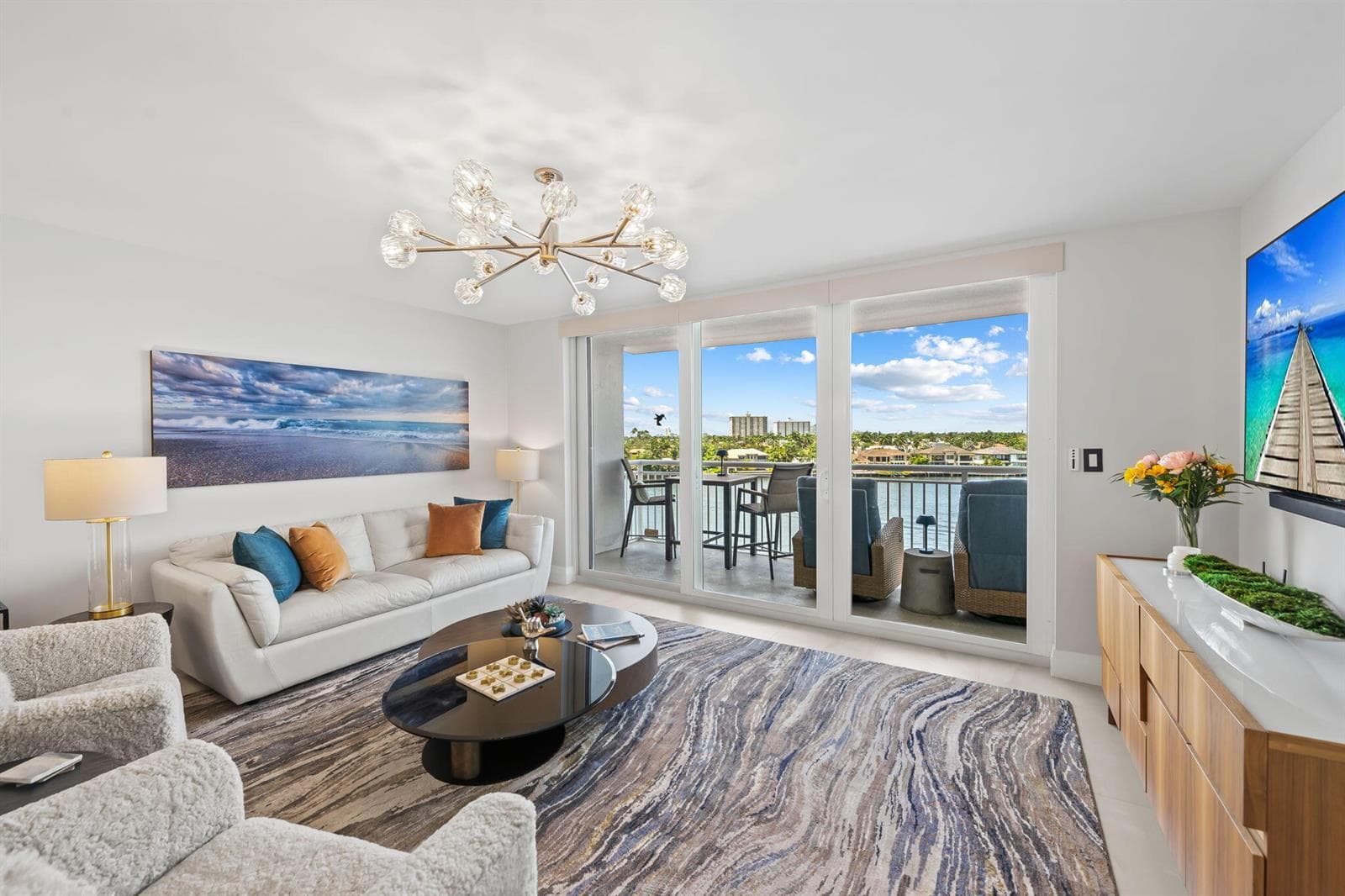 511 BAYSHORE Drive 603 photo 2