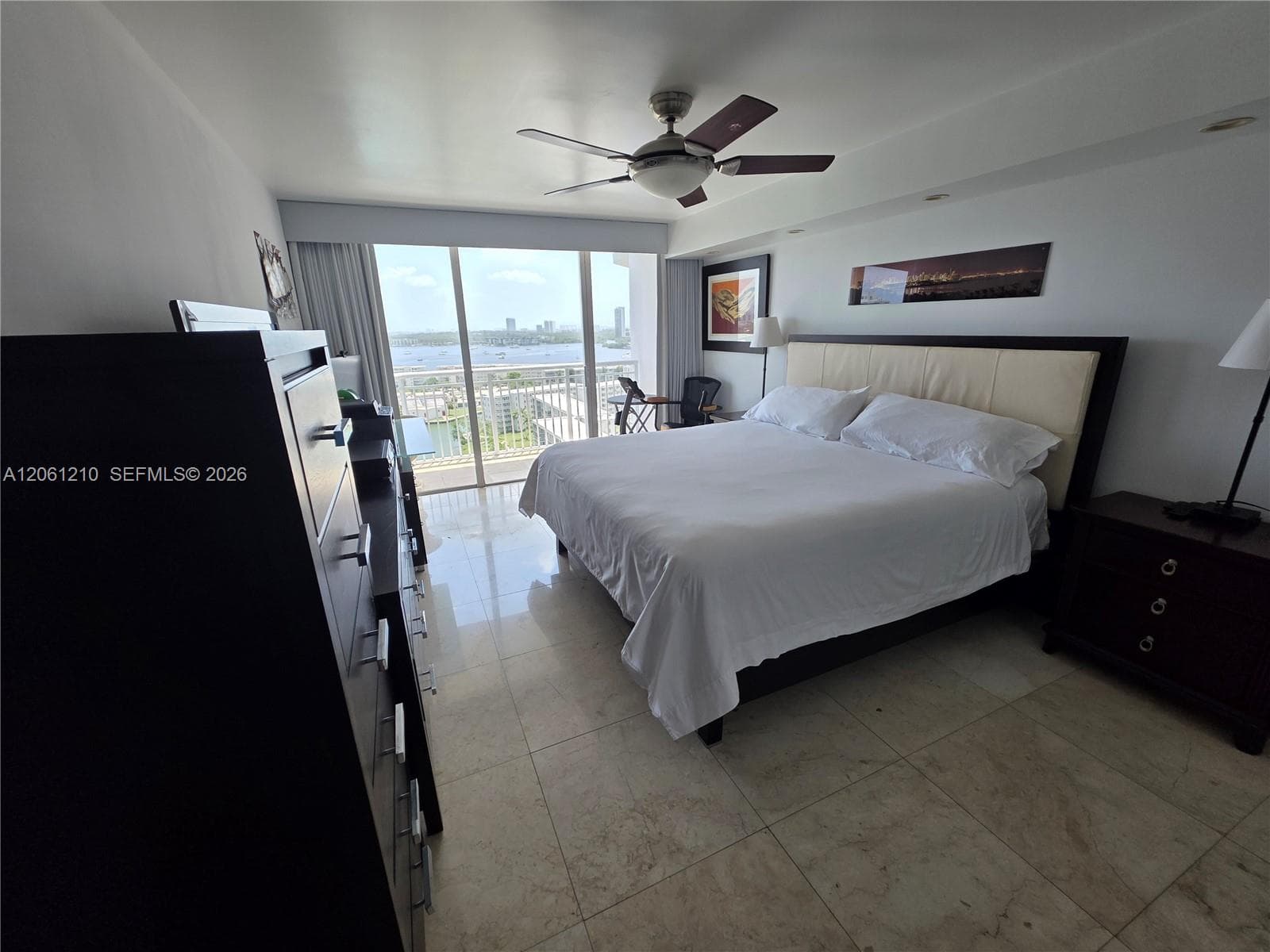 18081 Biscayne Blvd BOAT SLIP & UNIT 1805 photo 12
