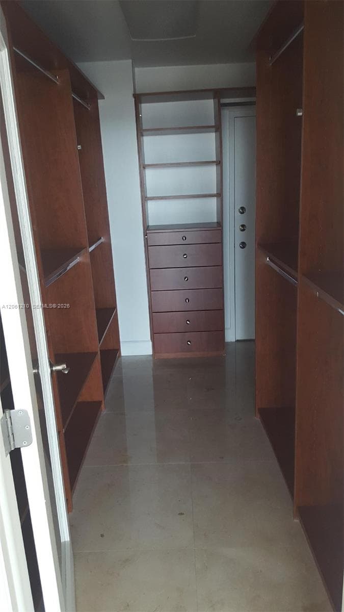18081 Biscayne Blvd BOAT SLIP & UNIT 1805 photo 18