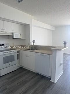 5077 NW 7 1211 photo 3