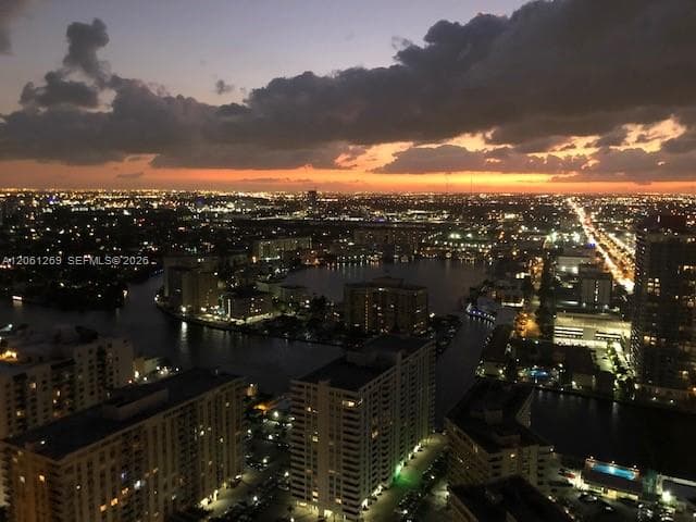 1800 S Ocean Dr 4206 photo 2