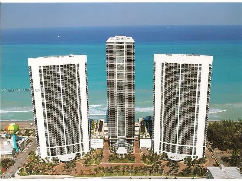 1800 S Ocean Dr 4206 photo 9