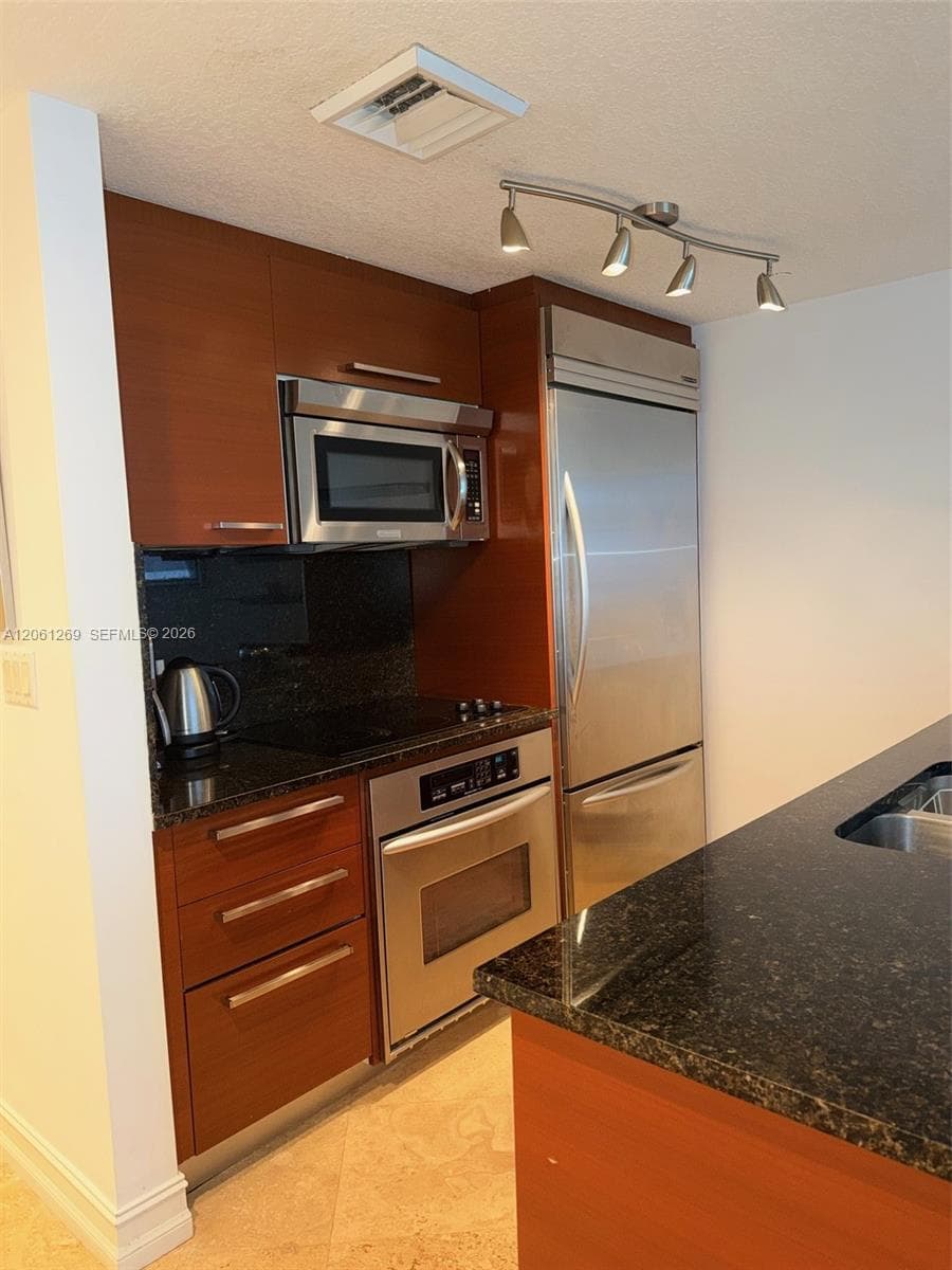 1800 S Ocean Dr 4206 photo 15