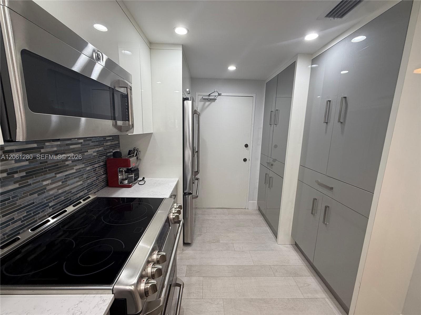 5555 Collins Ave 12C photo 11