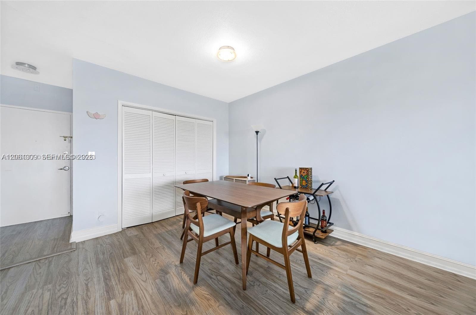 1455 N Treasure Dr PH-H photo 6