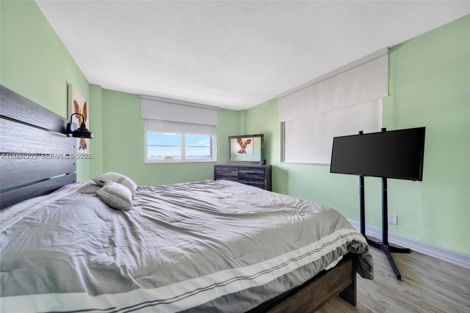 1455 N Treasure Dr PH-H photo 14