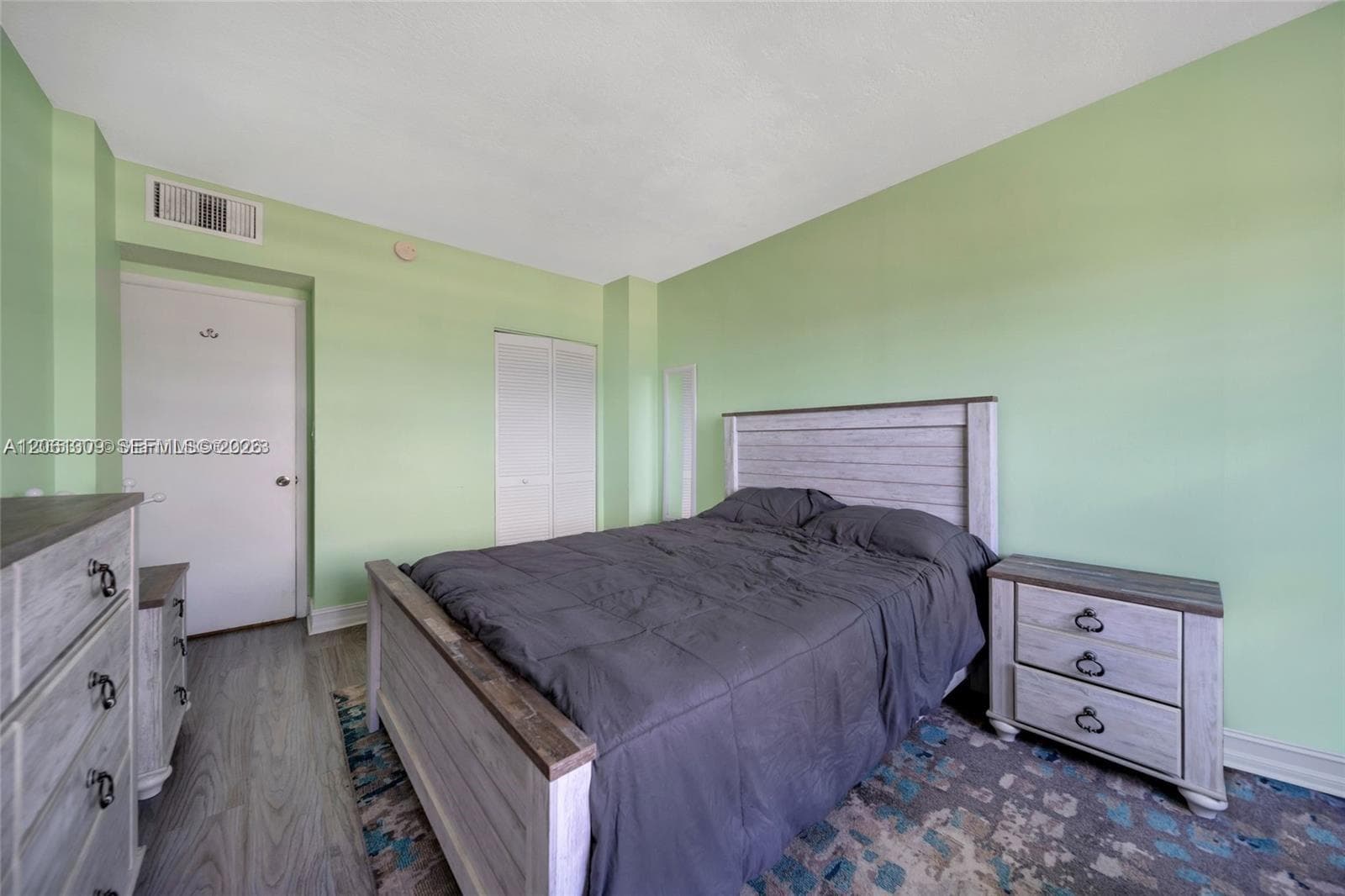 1455 N Treasure Dr PH-H photo 18