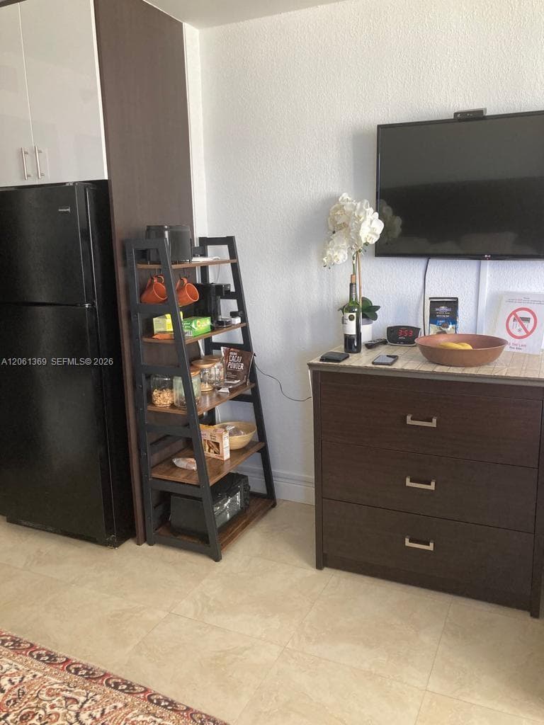 19201 Collins Ave 726 photo 13