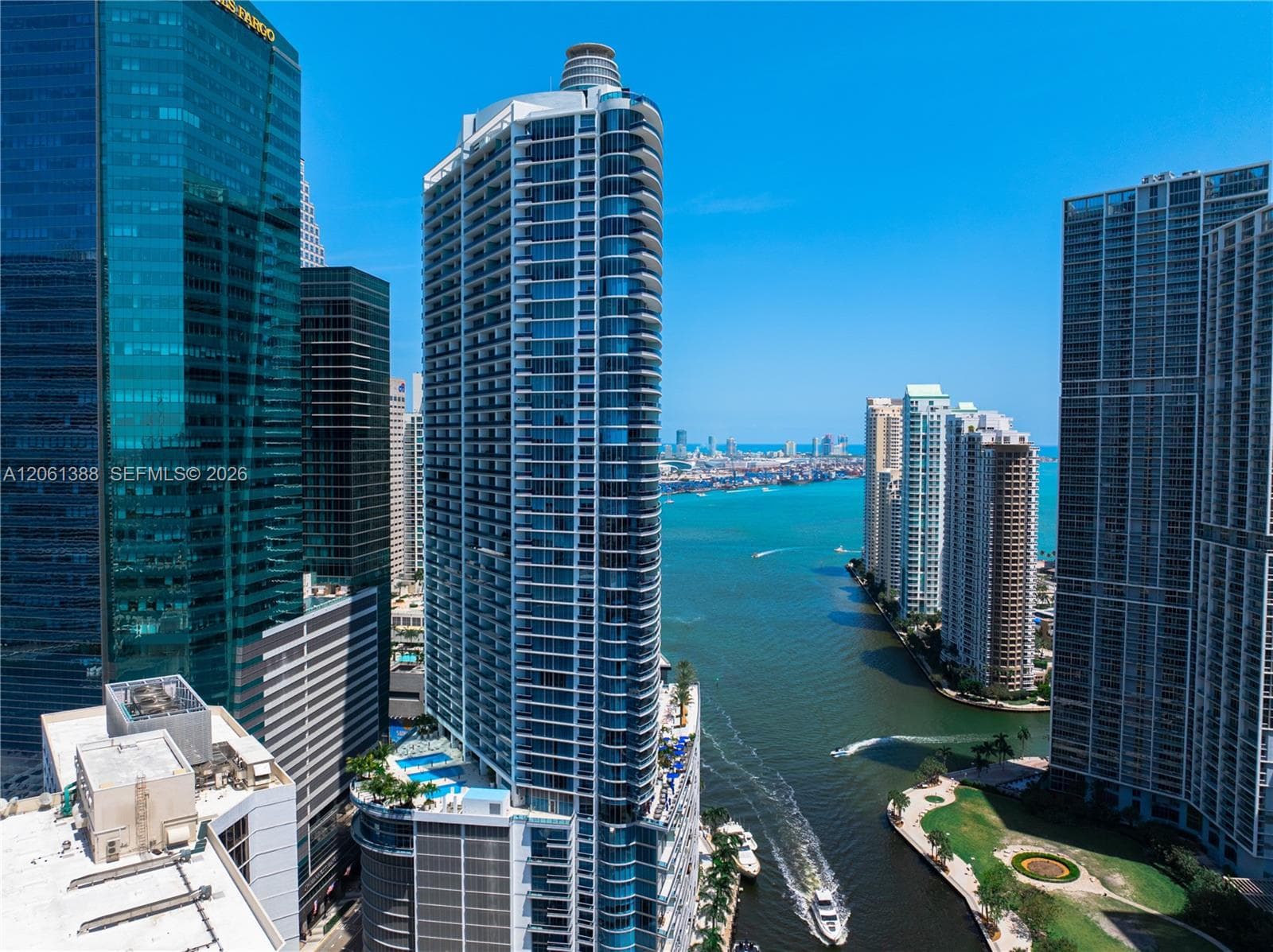 200 Biscayne Boulevard Way 4409 photo 16