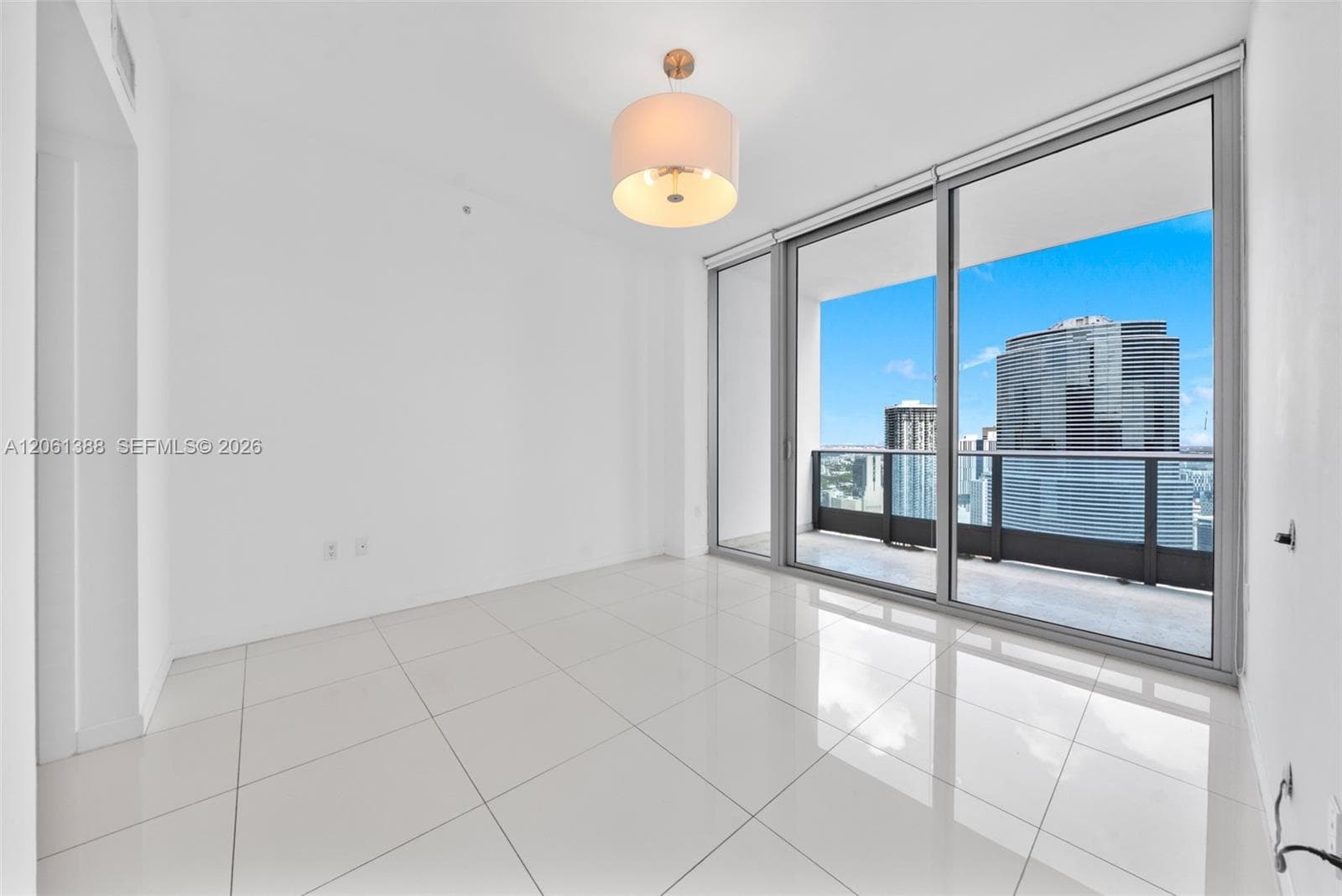 200 Biscayne Boulevard Way 4409 photo 9