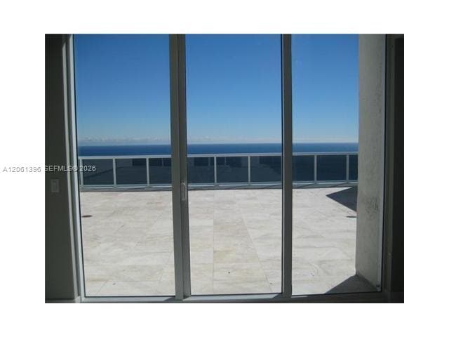 1850 S Ocean Dr PH4402 photo 3