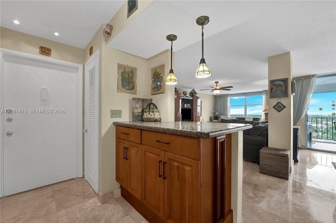 1400 S Ocean Dr 1004 photo 5