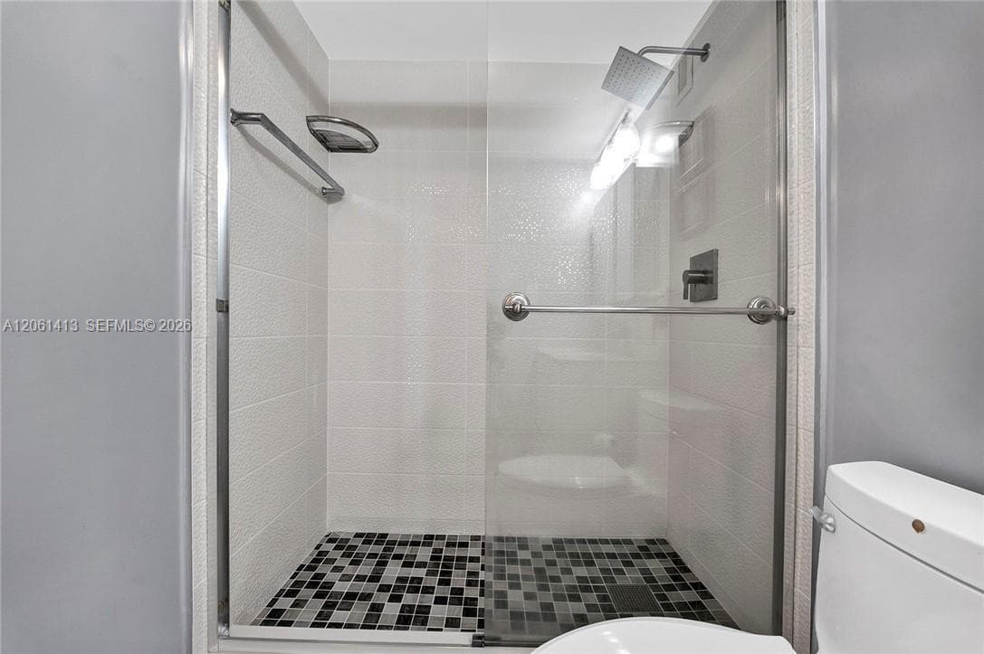 1400 S Ocean Dr 1004 photo 18