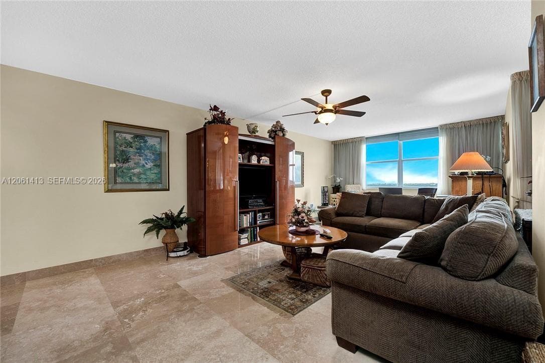 1400 S Ocean Dr 1004 photo 8