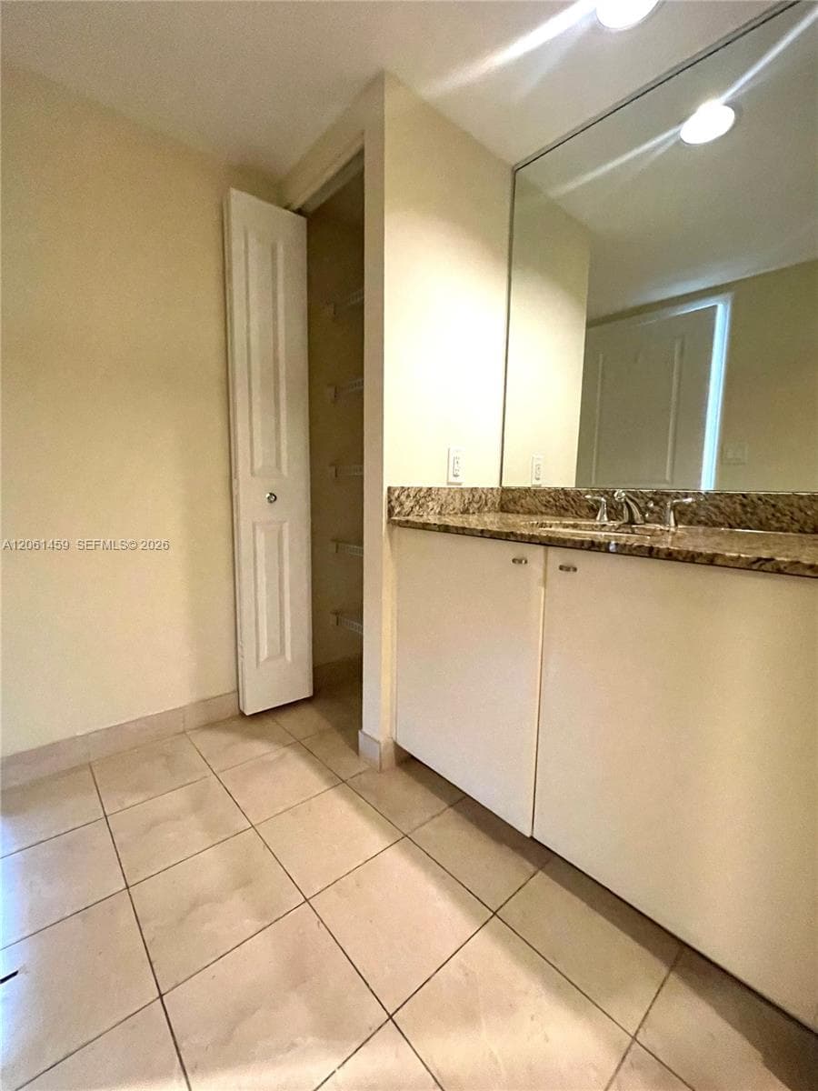 610 W Las Olas Blvd 1321N photo 7