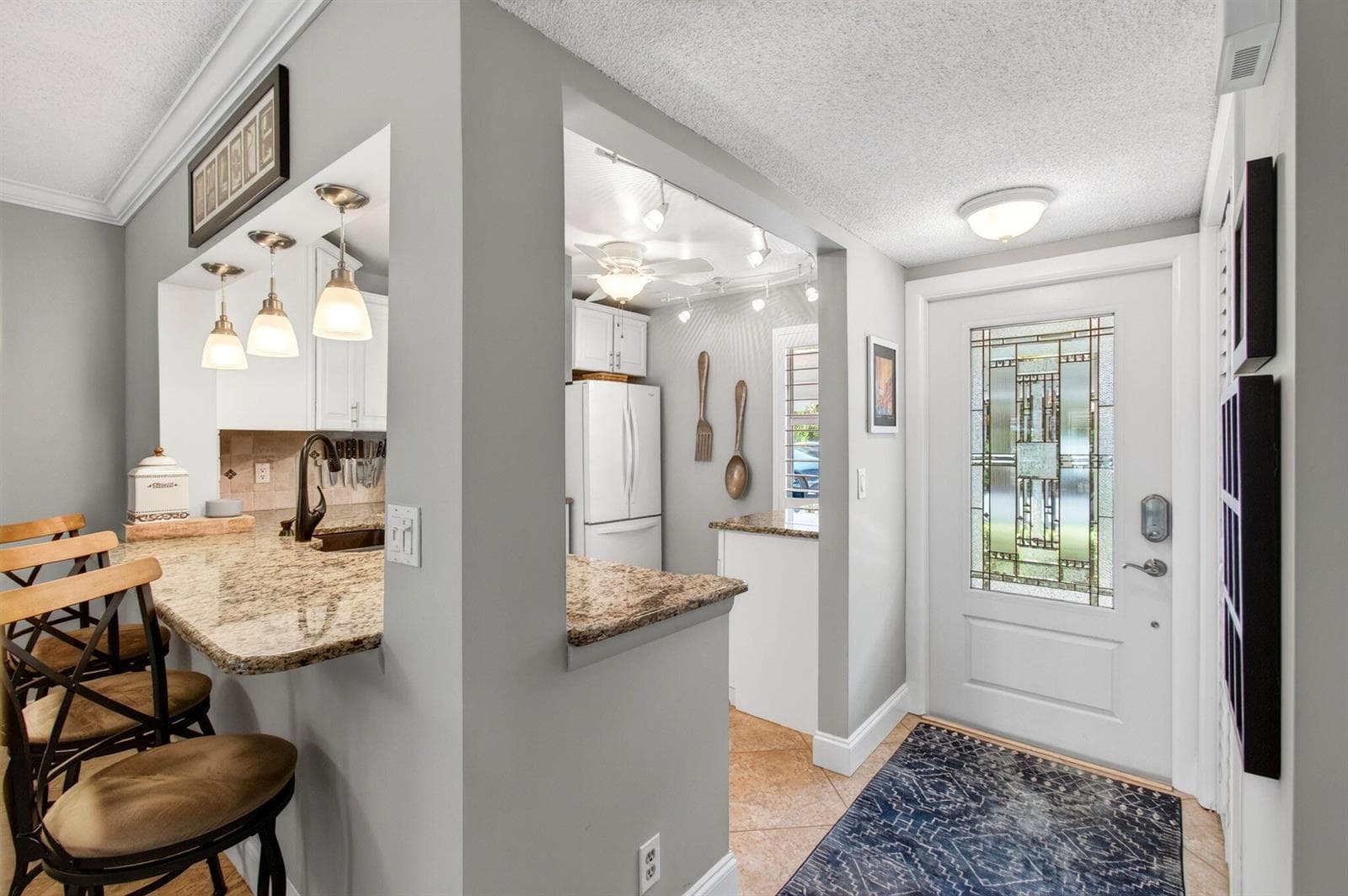2829 Florida Boulevard 101 photo 5