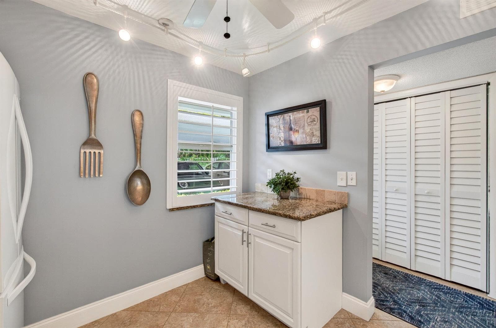 2829 Florida Boulevard 101 photo 15