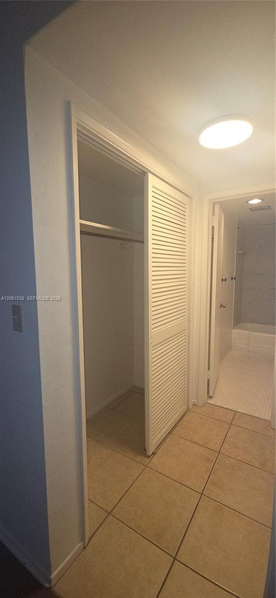 4010 Galt Ocean Dr 716 photo 5