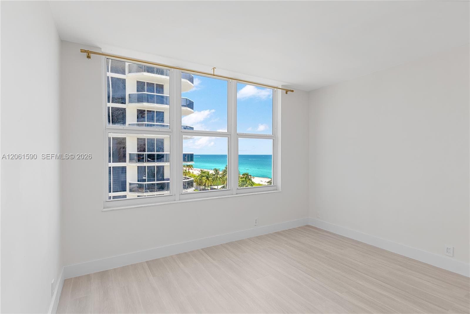 4747 Collins Ave 709 photo 10