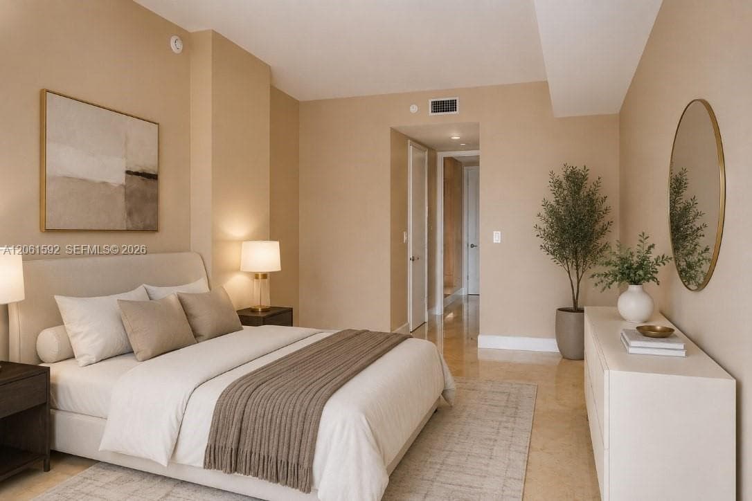 18101 Collins Ave 506 photo 6