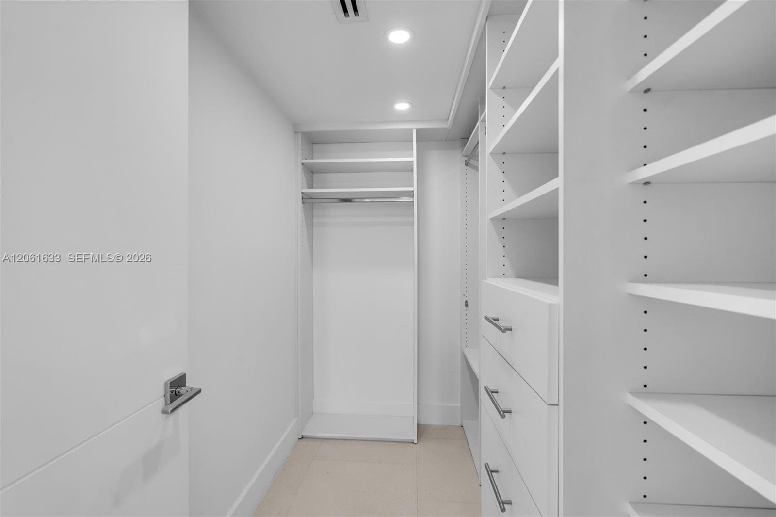 881 Ocean Dr 7H photo 23