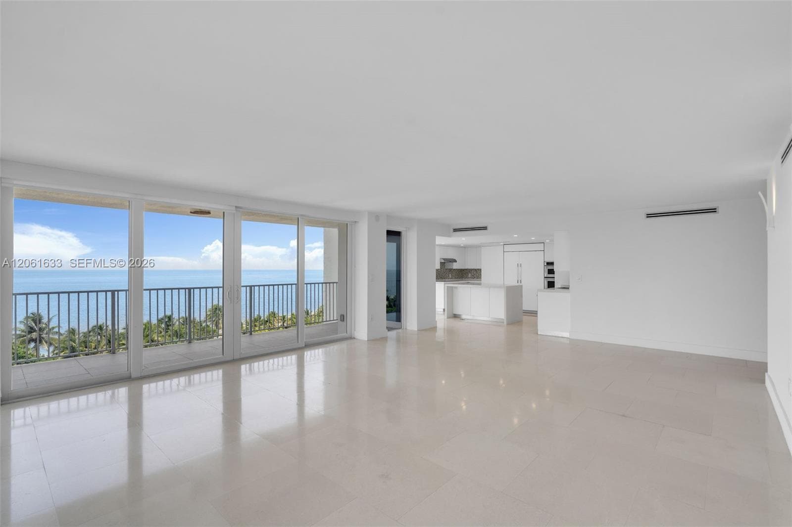 881 Ocean Dr 7H photo 3