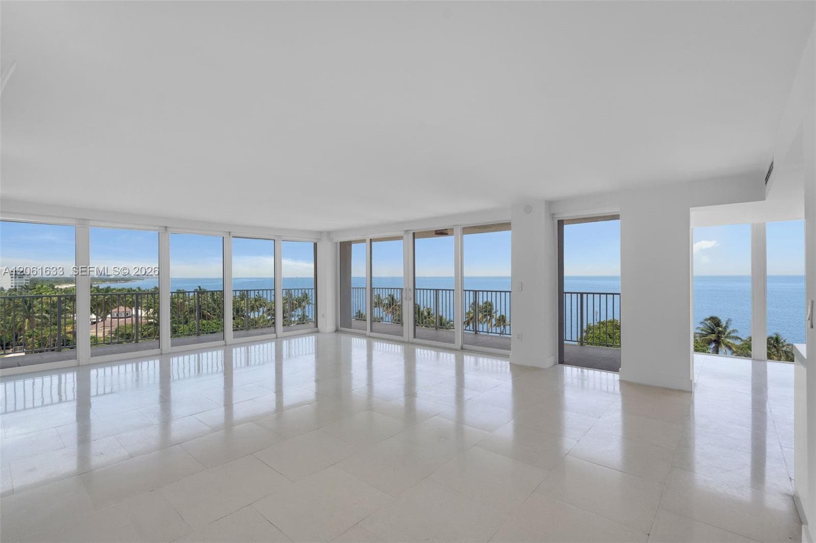 881 Ocean Dr 7H photo 1