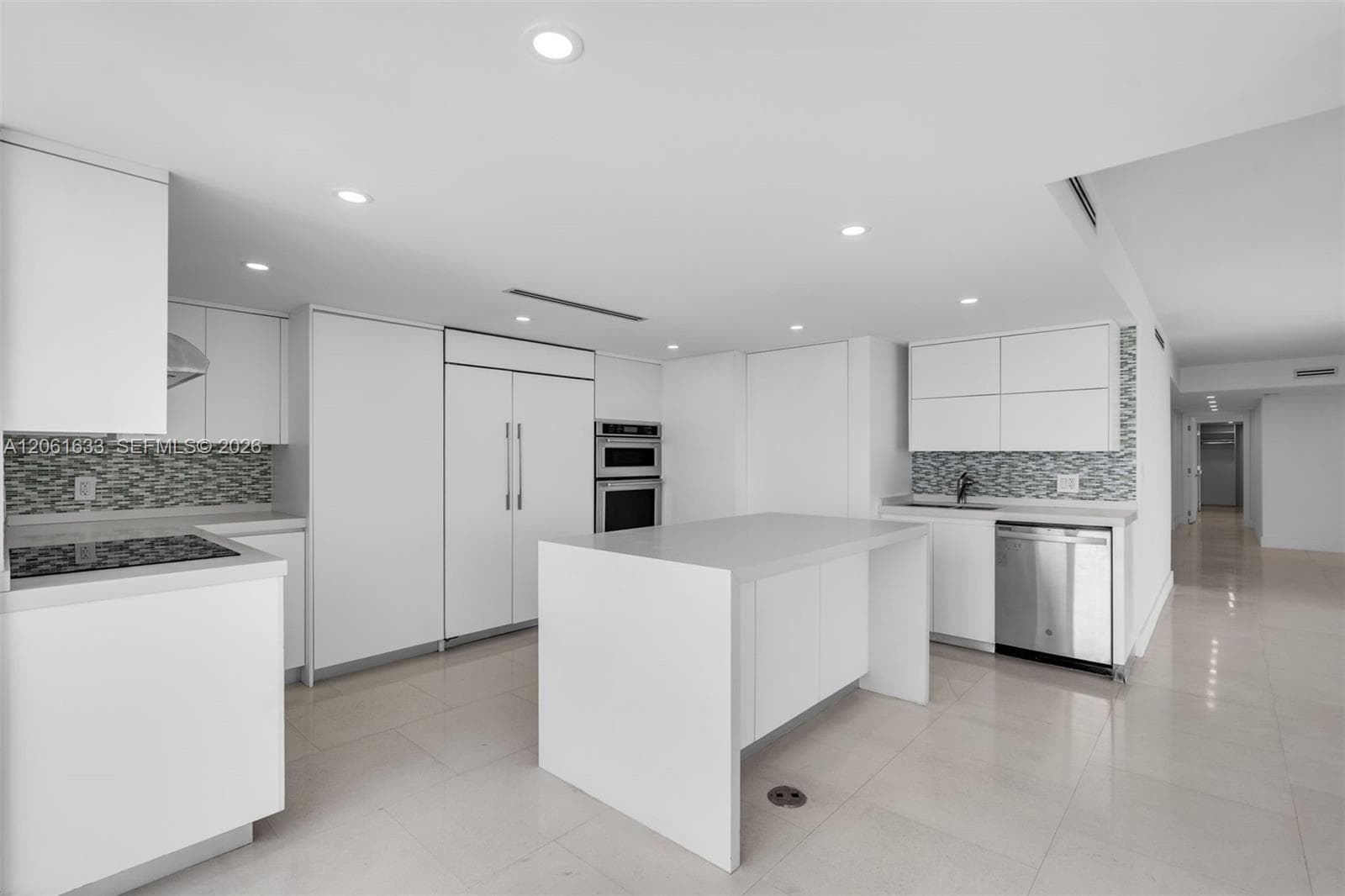 881 Ocean Dr 7H photo 9
