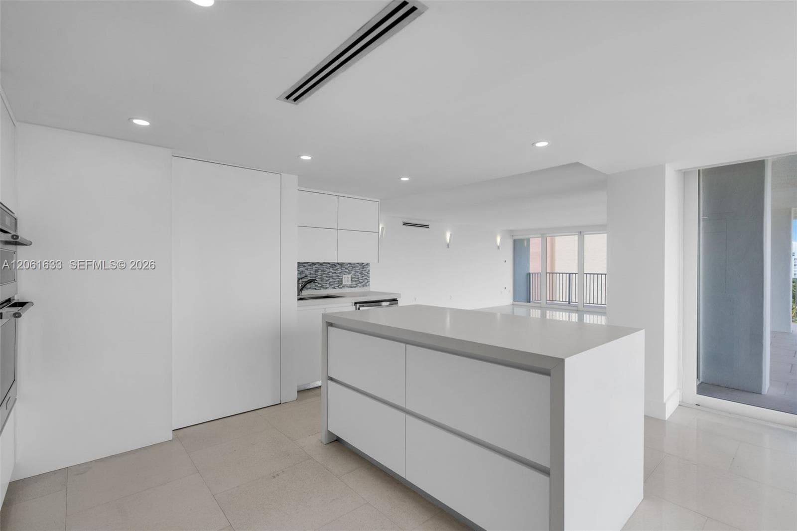 881 Ocean Dr 7H photo 10