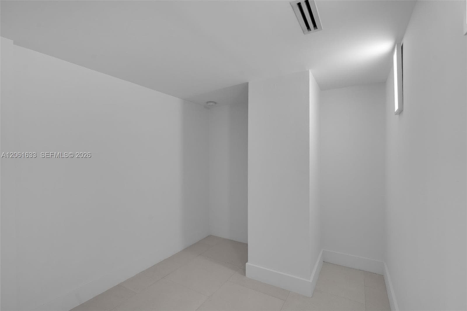 881 Ocean Dr 7H photo 14