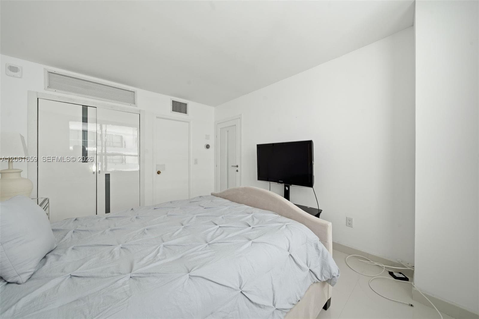 9801 Collins Ave 10V photo 21