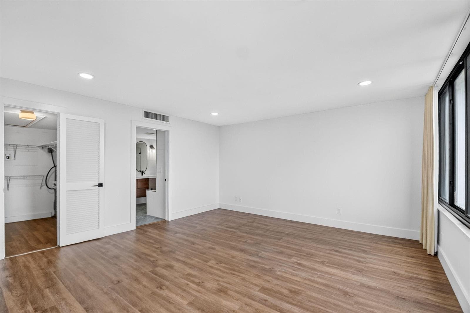 3589 S OCEAN Boulevard 909 photo 23