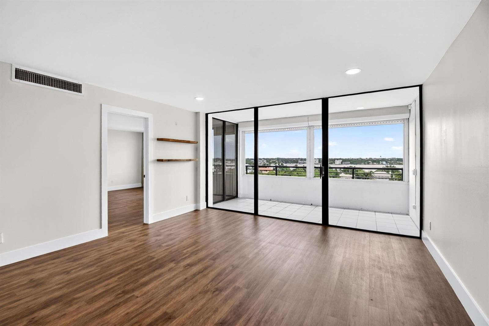 3589 S OCEAN Boulevard 909 photo 7