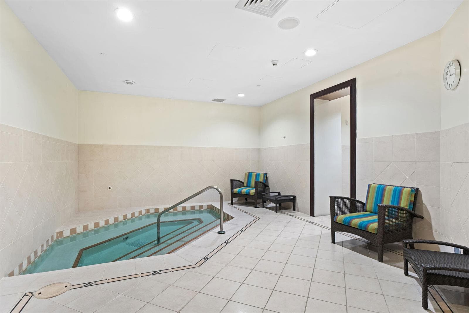 610 W Las Olas Boulevard 115N photo 25
