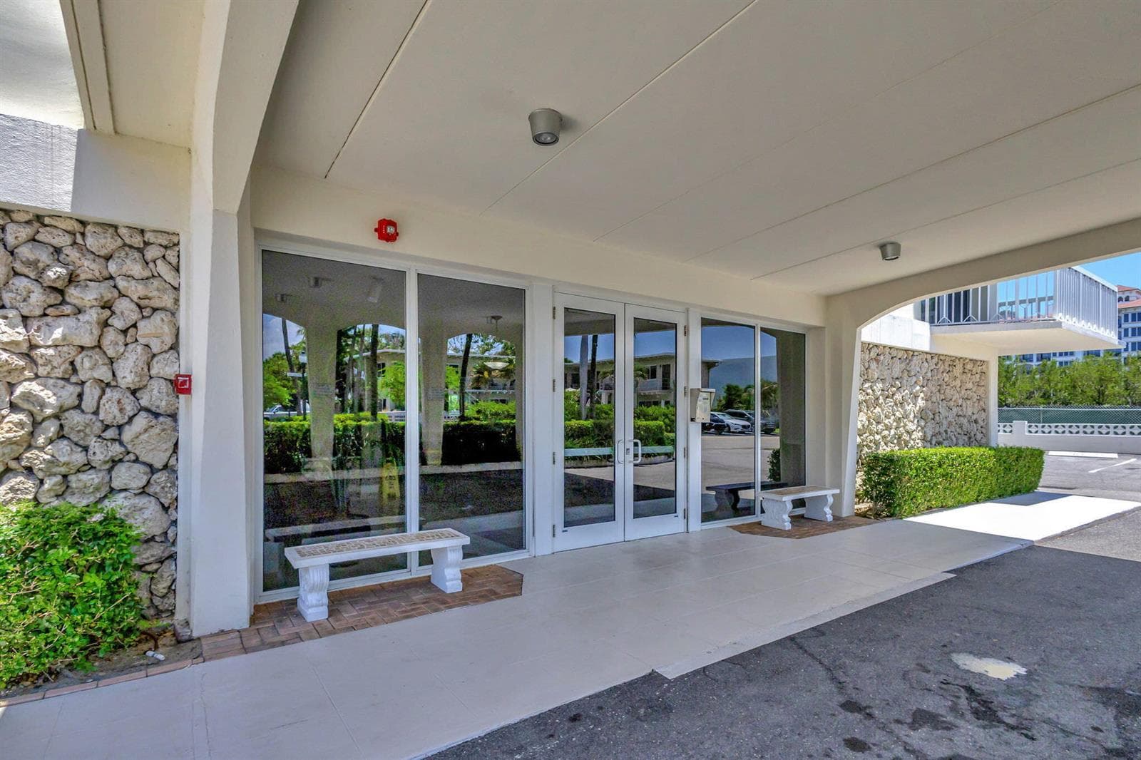 125 S OCEAN Avenue 211 photo 6
