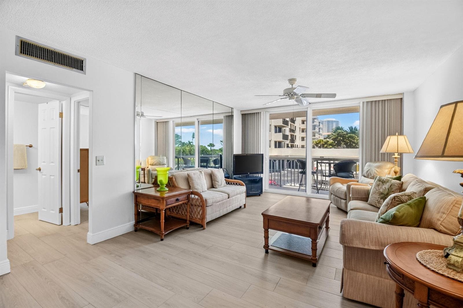 125 S OCEAN Avenue 211 photo 8