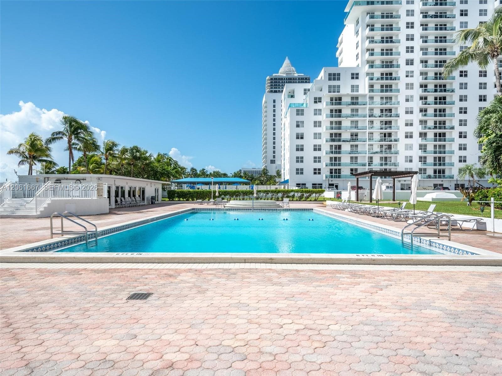 5005 Collins Ave 1506 photo 13