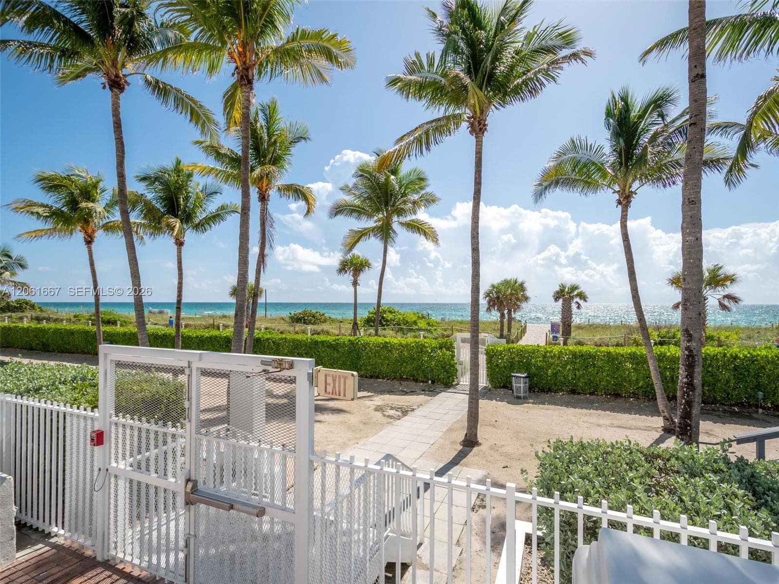 5005 Collins Ave 1506 photo 17